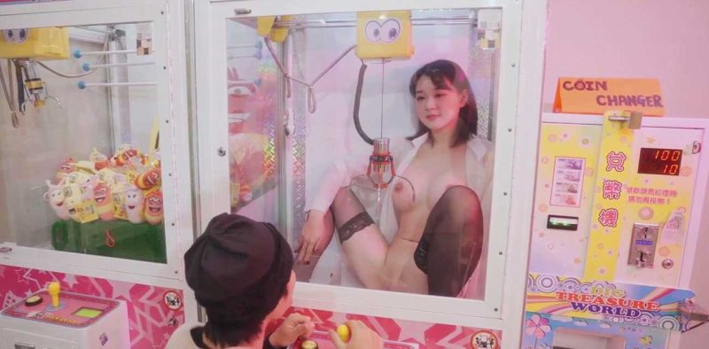 台湾AV女优 魏乔安 新作!性感女白领下班后的新娱乐 在娃娃机店用摇杆自慰 勾引男店员玩弄蜜穴!
热搜 HOT-51吃瓜网