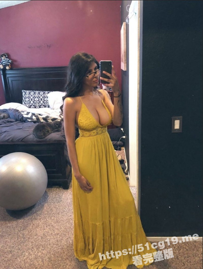 墨西哥大毒枭的极品大奶妻子出轨 自拍不雅视频泄密流出 情人鸡巴真大！ - 51吃瓜网-51吃瓜网