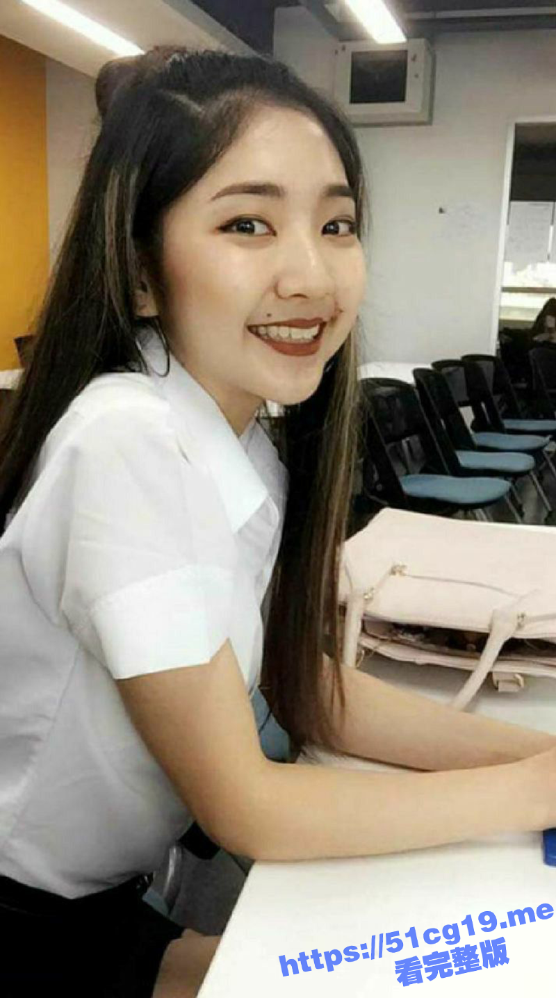 极品反差婊销售员 为了完成公司年底任务 竟然给顾客口爱！ - 51吃瓜网-51吃瓜网