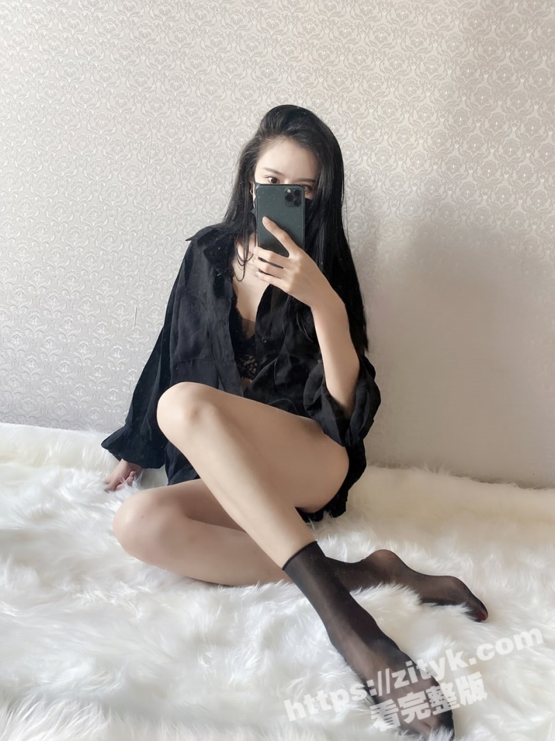 推特极品长腿丝袜模特 Kiki 宾馆激战胖叔叔 口活舔脚 粉穴骑乘 大尺度互舔 淫语对白高清私拍 - 51吃瓜网-51吃瓜网