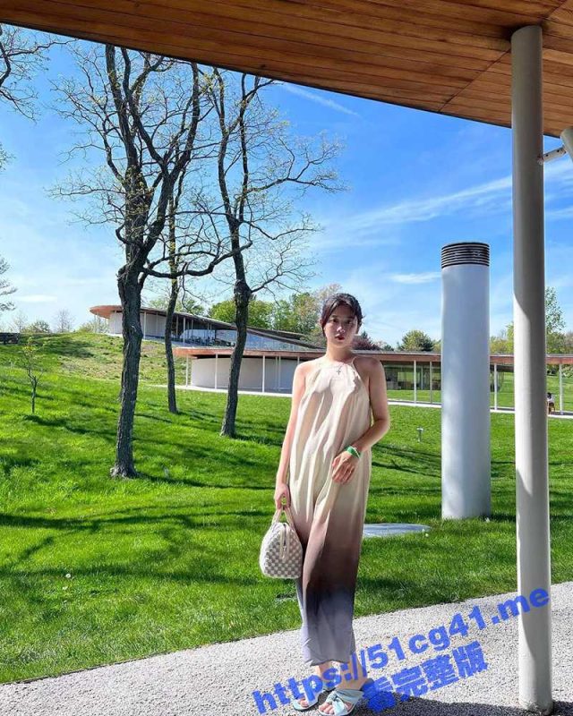 广东外语外贸大学 校花  程怡萱 不雅视频曝光 女神吃鸡技术熟练的让人心疼！-51吃瓜网