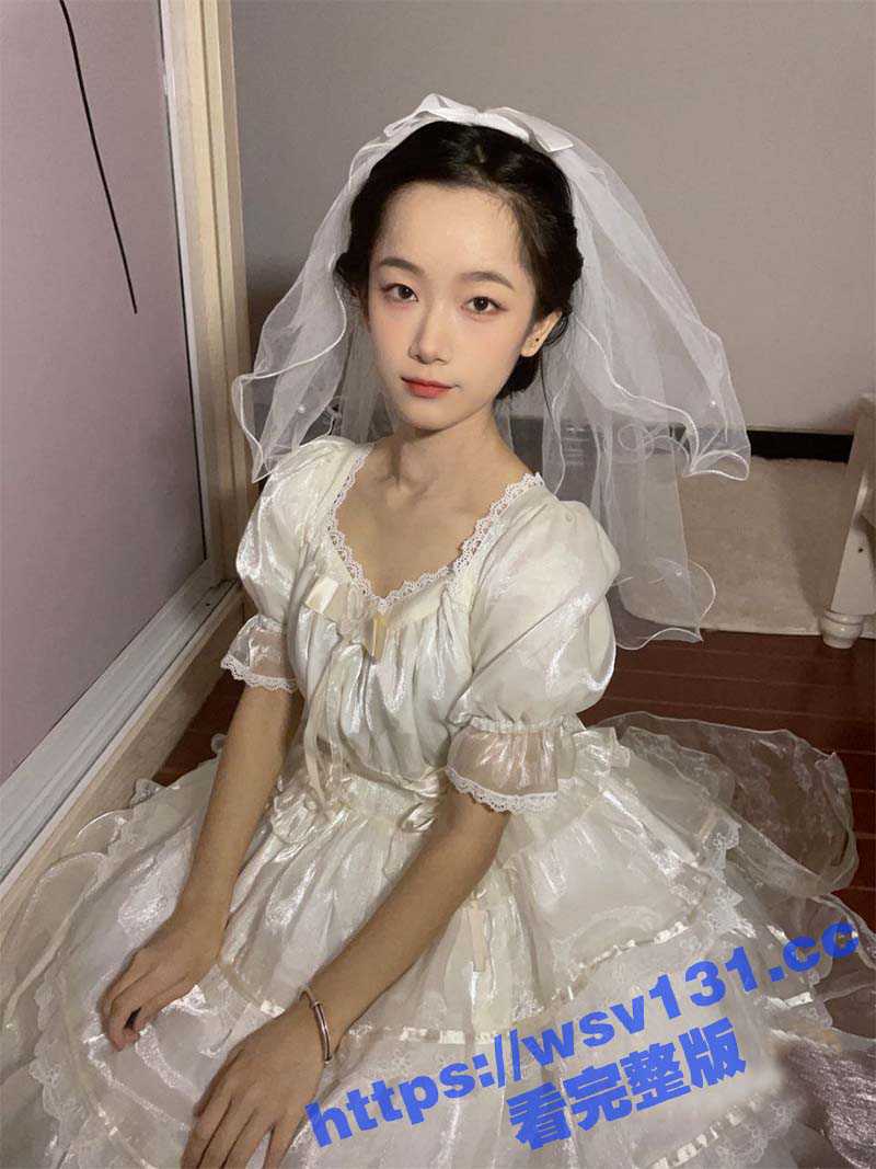 推特萝莉 04年女大学生 胡椒仔 露脸高价定制各种cosplay粗大道具自慰 真正的母狗萝莉 - 51吃瓜网-51吃瓜网