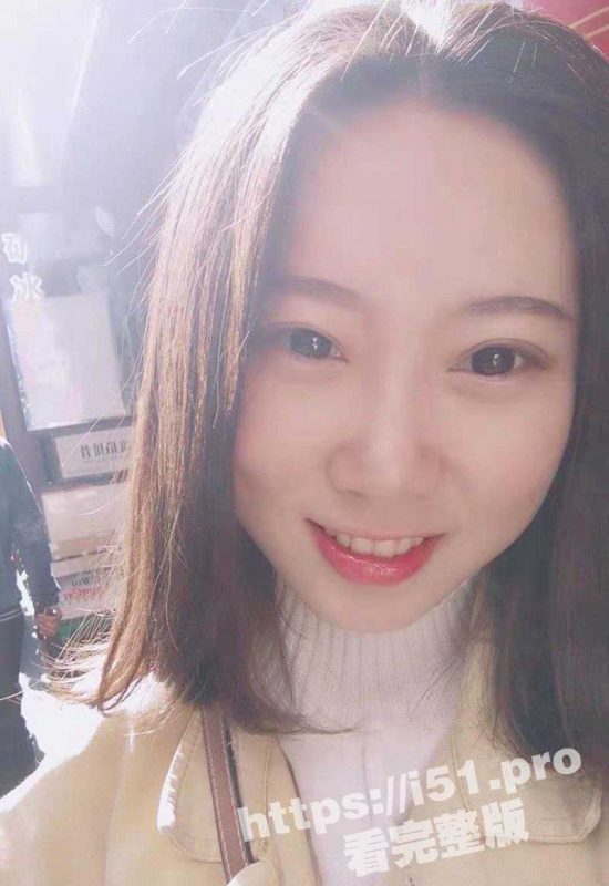 反差小母狗效仿张津瑜 穿着警服化身警犬立志成为前辈的接班人 被主人肆意玩弄！-51吃瓜网