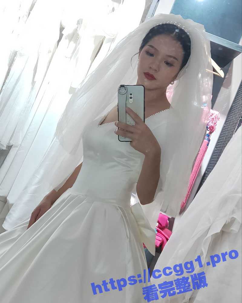 西安已婚大奶人妻 王思妍 背着老公婚外玩3p视频曝光 身材微胖丰乳肥臀的性感小母狗最爱吃鸡巴！ - 51吃瓜网-51吃瓜网