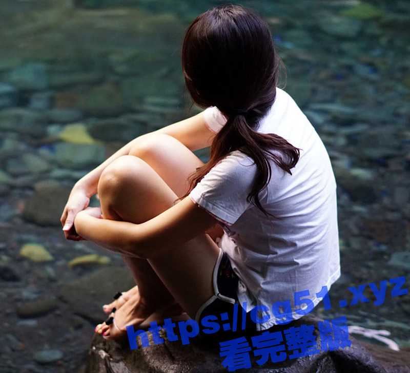 韩国翘臀极品学生妹 坐在电脑桌上被男友疯狂爆操 啪啪完在窗边往外喷尿 身材完美火辣迷人 淫叫声太骚了 - 51吃瓜网-51吃瓜网