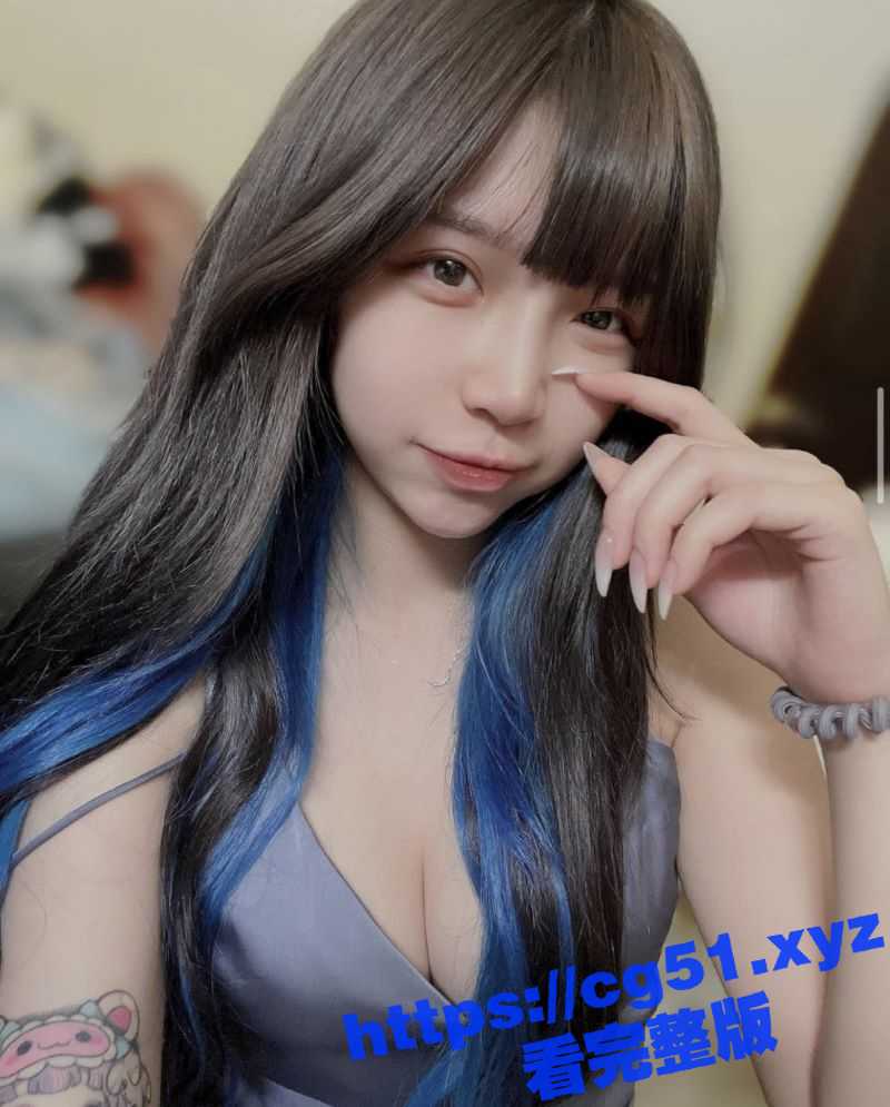 台湾网红 20万粉丝的她被男友胁迫在ST开直播 极品白虎粉穴一览无余 洗澡直播展现一线天名器! - 51吃瓜网-51吃瓜网