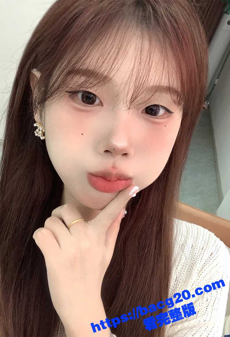 芜湖00后学生妹 孙孙 酒店约炮金主视频曝光 嫩舌乖巧伺候主人肉屌 绝美翘臀被疯狂后入 高潮连连 - 51吃瓜网-51吃瓜网