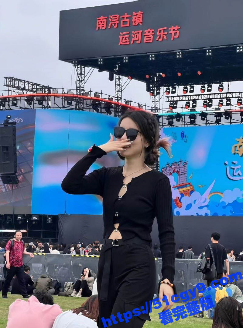 极品高颜值美女不雅视频泄密 全方位露脸展示性爱姿势 骨干十足的美背让后入动力倍增！ - 51吃瓜网-51吃瓜网