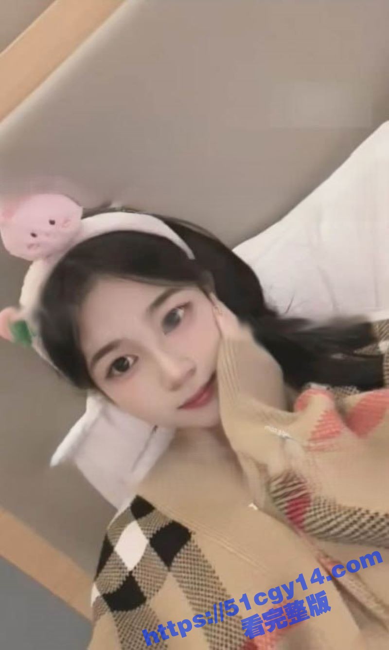 火爆全网的大神 鱼哥 约炮花臂少女 露脸出镜展示稚嫩容颜 被各种姿势爆操打桩骚气十足! - 51吃瓜网-51吃瓜网