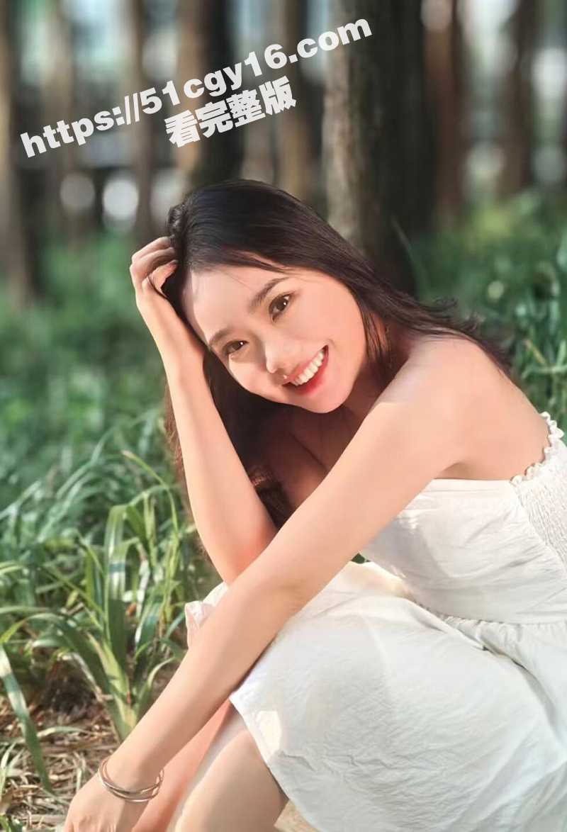 温州大学 吴馨彤 不雅视频流出 性感学姐变母狗 叼着内裤玩假屌 自慰高潮喷水不止 ！ - 51吃瓜网-51吃瓜网