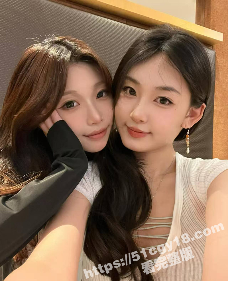 大神带00后姐妹花公厕双飞 颜值身材绝顶骚母狗 被大神野战猛操爽到飞起! - 51吃瓜网-51吃瓜网