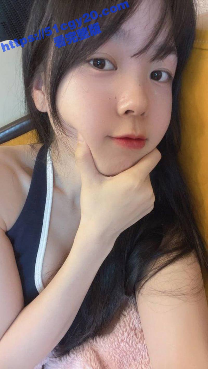 新东方初中数学老师 何晓茜 不雅视频被前男友曝光 喜欢被意淫羞辱的母狗老师 经常穿着暴露诱惑学生！ - 51吃瓜网-51吃瓜网