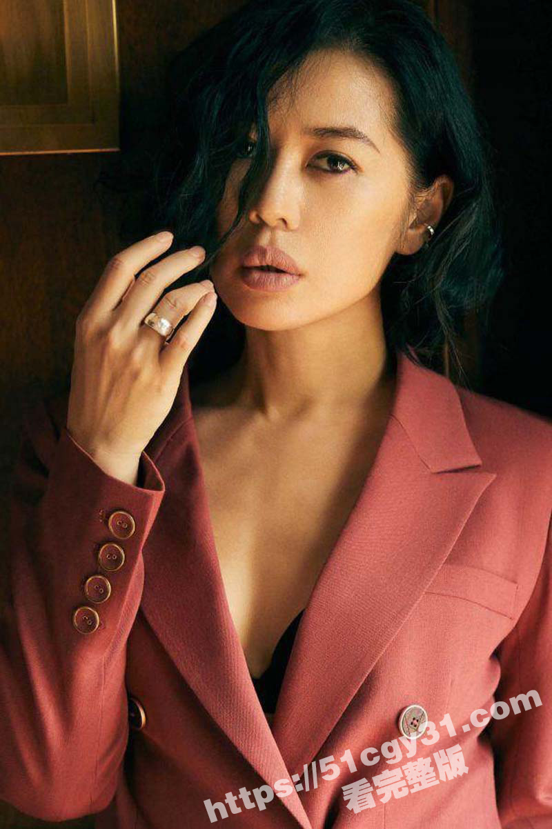 战狼1女主角 余男 隐藏福利解锁 电影 狂怒 精彩片段 奶头都被舔得立起来了！ - 51吃瓜网-51吃瓜网