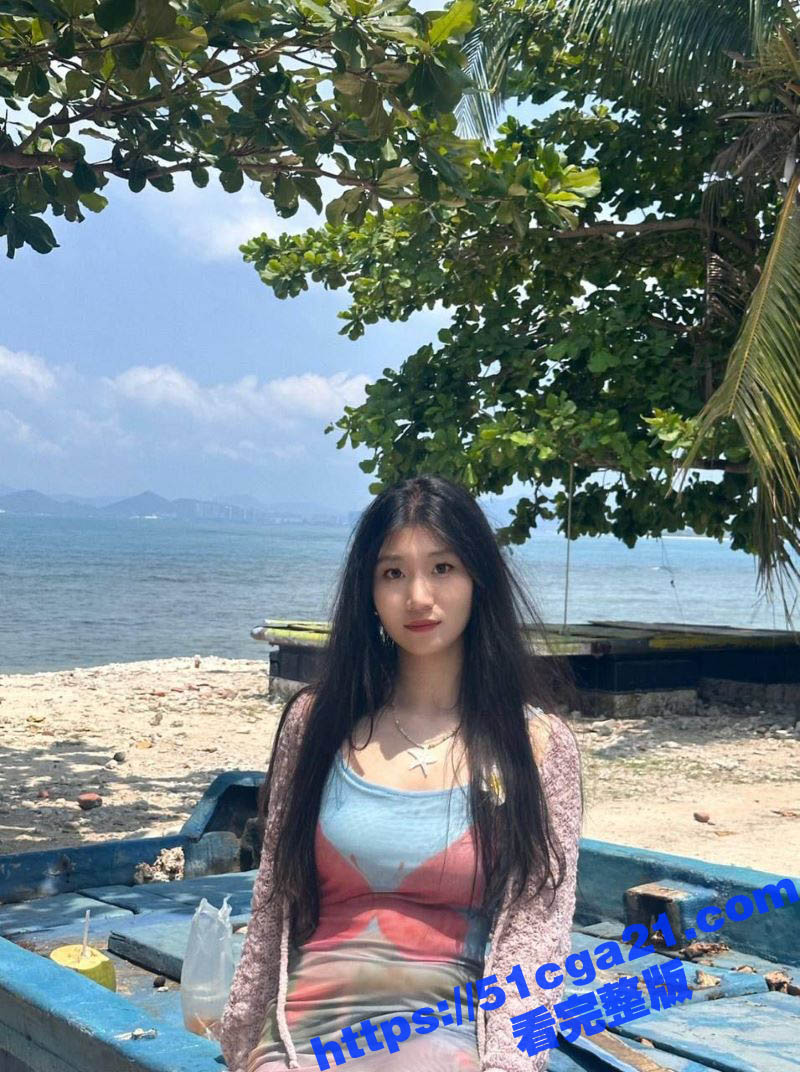 山西清纯女神 王佳慧 被绿帽癖男友泄露性爱视频 情趣装下骚气十足 撕破黑丝猛操 淫荡不堪! - 51吃瓜网-51吃瓜网