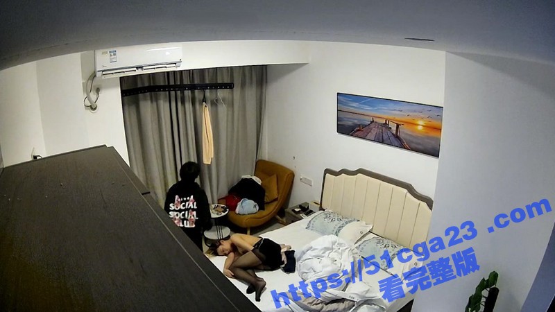 喝完酒发骚的拉拉女主 丰满大奶子勾魂 撕破黑丝上演女同激情戏码炸裂全网！ - 51吃瓜网-51吃瓜网