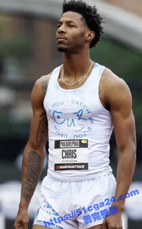 美国跨栏选手 克里 在捷克黄金大奖赛400米跨栏决赛中 大黑屌露出甩动 不仅赢了比赛还俘获了万千少女的芳心！-51吃瓜网