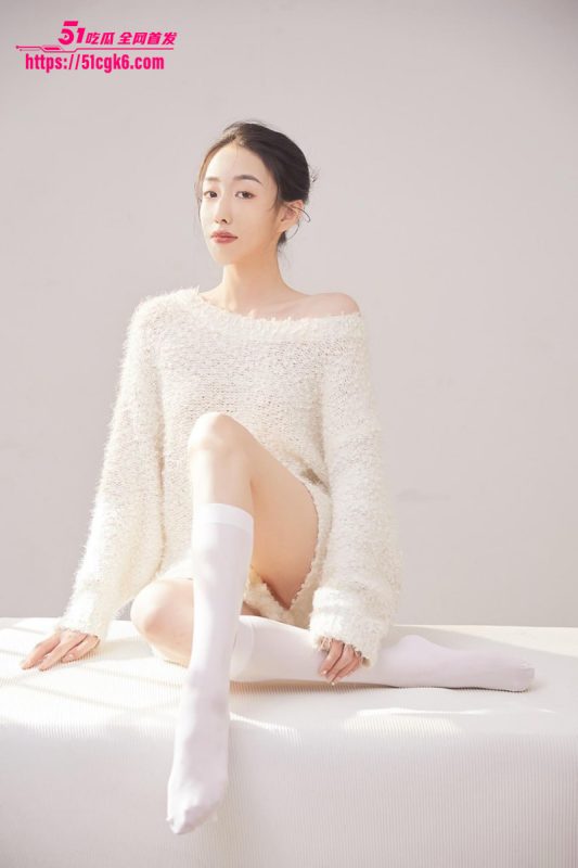 山东某教育机构 00后英语老师 裸贷门事件 超反差自慰喷水 牙刷插逼视频曝光！-51吃瓜网