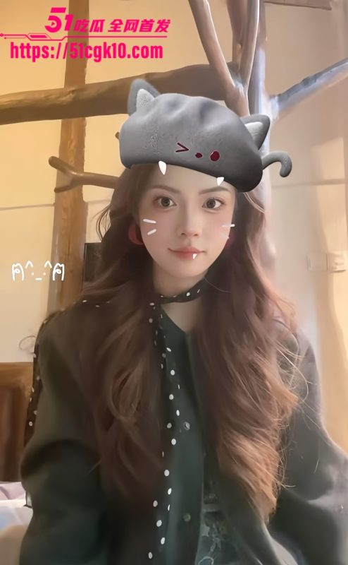 抖音 铁锤妹妹 不雅视频流出 浴室摸逼自慰 给金主爸爸足交服务 无套内射呻吟连连!-51吃瓜网