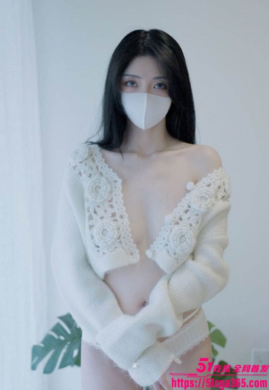 顶流福利姬 玩偶姐姐 身心疗愈翻车 白虎嫩穴被按摩师挑逗抚摸 随后无套猛操肥臀狂抖 淫水四溅！-51吃瓜网