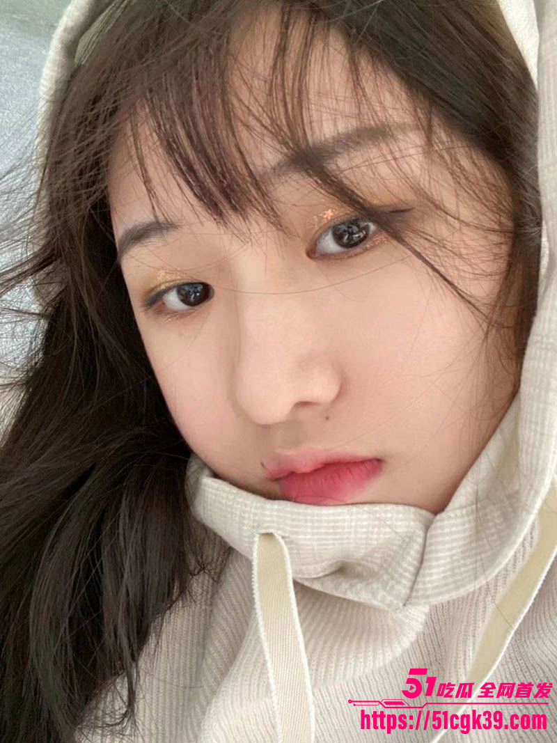 湖州师范大学 郭婉婷 被金主包养在宿舍裸聊视频流出 羞涩眼神惹人怜爱 自慰诱惑极致淫骚! - 51吃瓜网-51吃瓜网