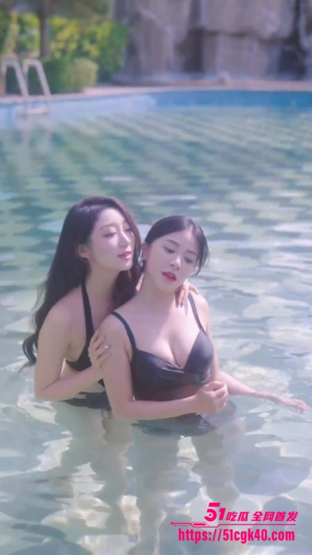 擦边短剧《恰好的意外》女主本想谋生却被意外卷入一场游戏 成为小白兔般被追逐的对象！-51吃瓜网