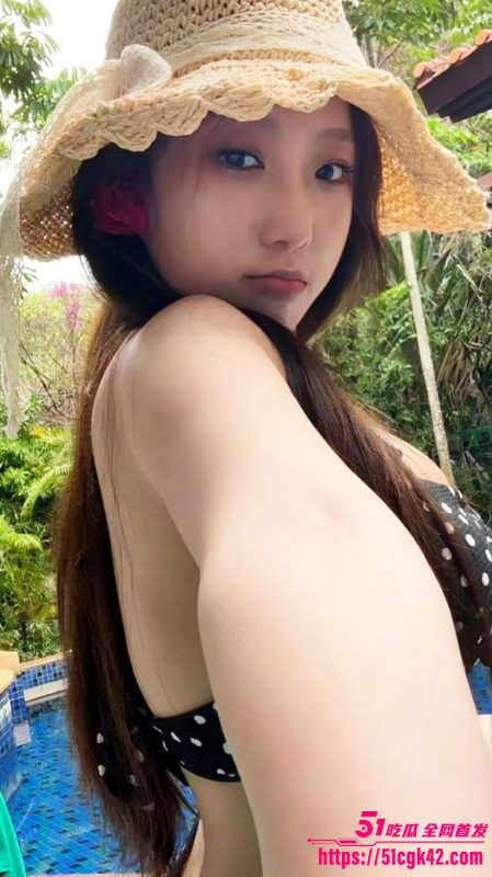 瓜友投稿 极品模特女友私拍视频流出 黑丝高跟挑逗欲望 豪乳傲然撩拨心弦 刀具自慰极致淫骚!-51吃瓜网