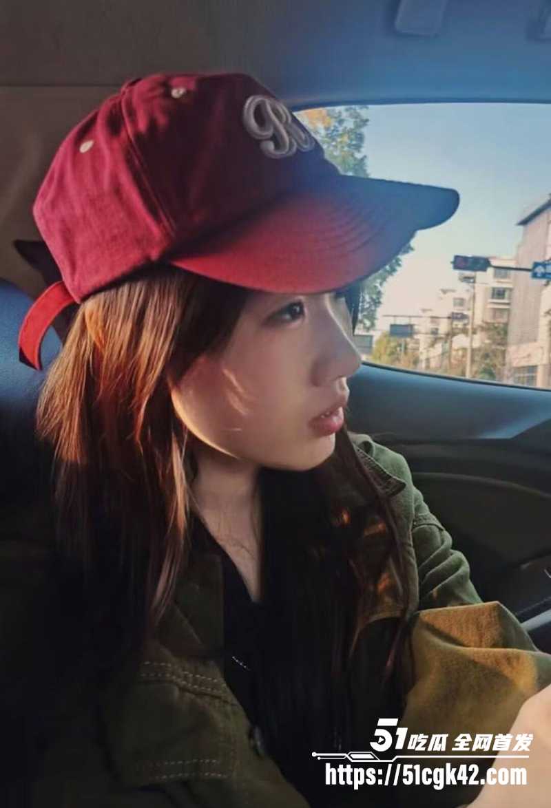 超可爱学生妹不雅视频流出 身材高挑美乳诱人 跟男友宿舍做爱玩骑乘 穿婚纱约炮被猛干！ - 51吃瓜网-51吃瓜网