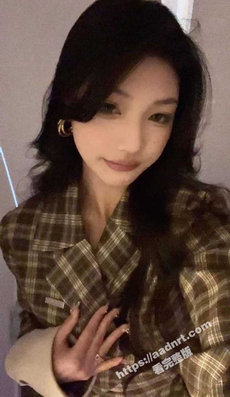 瓜友投稿曝光！浙江传媒学院美女 婷婷 与瓜友约炮视频流出！只为跟兄弟们炫耀装B - 51吃瓜网-51吃瓜网