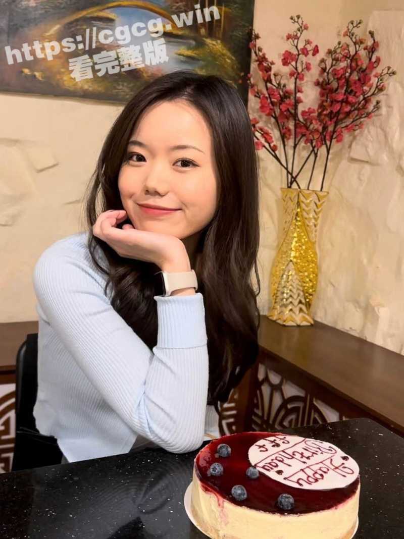 义乌27岁已婚小平胸少妇 网店老板娘 赵佳佳 在家偷情给老公戴绿帽遭曝光！ - 51吃瓜网-51吃瓜网