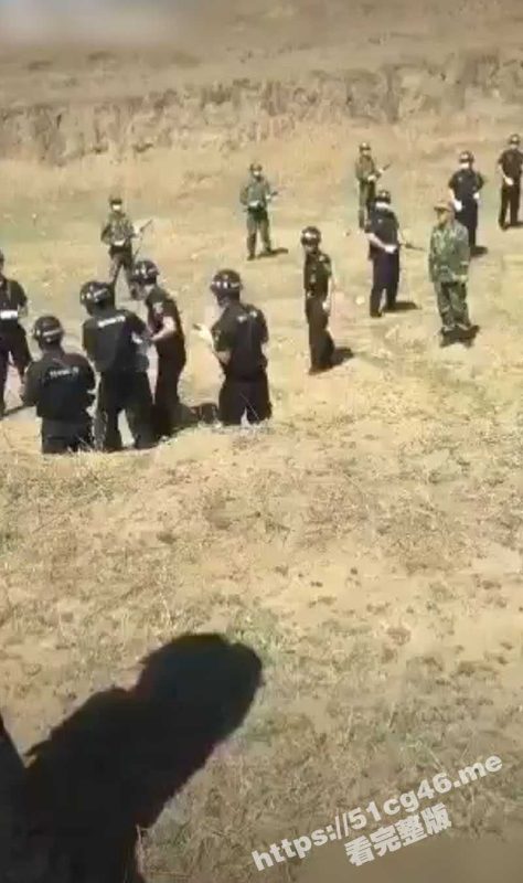 国内罕见法场枪决死刑犯的现场视频 手起枪响 一击毙命 干净利落-51吃瓜网