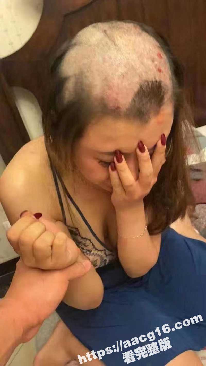 天津韩凌云出轨 被丈夫发现聊天记录 一怒之下殴打骚妻 将其剃光头发 迫使其发朋友圈曝光 - 51吃瓜网-51吃瓜网