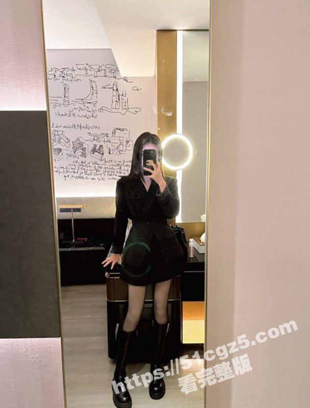 重庆反差母狗 赵乐妍 隐私视频遭渣男泄密  称其吃鸡巴上瘾 一天不吃浑身难受！-51吃瓜网