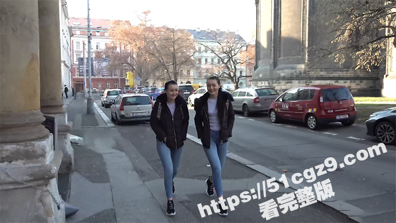 捷克街头搭讪超能力再次拿下 极品双胞胎姐妹花续集 长腿翘臀性感诱人 酒店双飞轮流爆操-51吃瓜网
