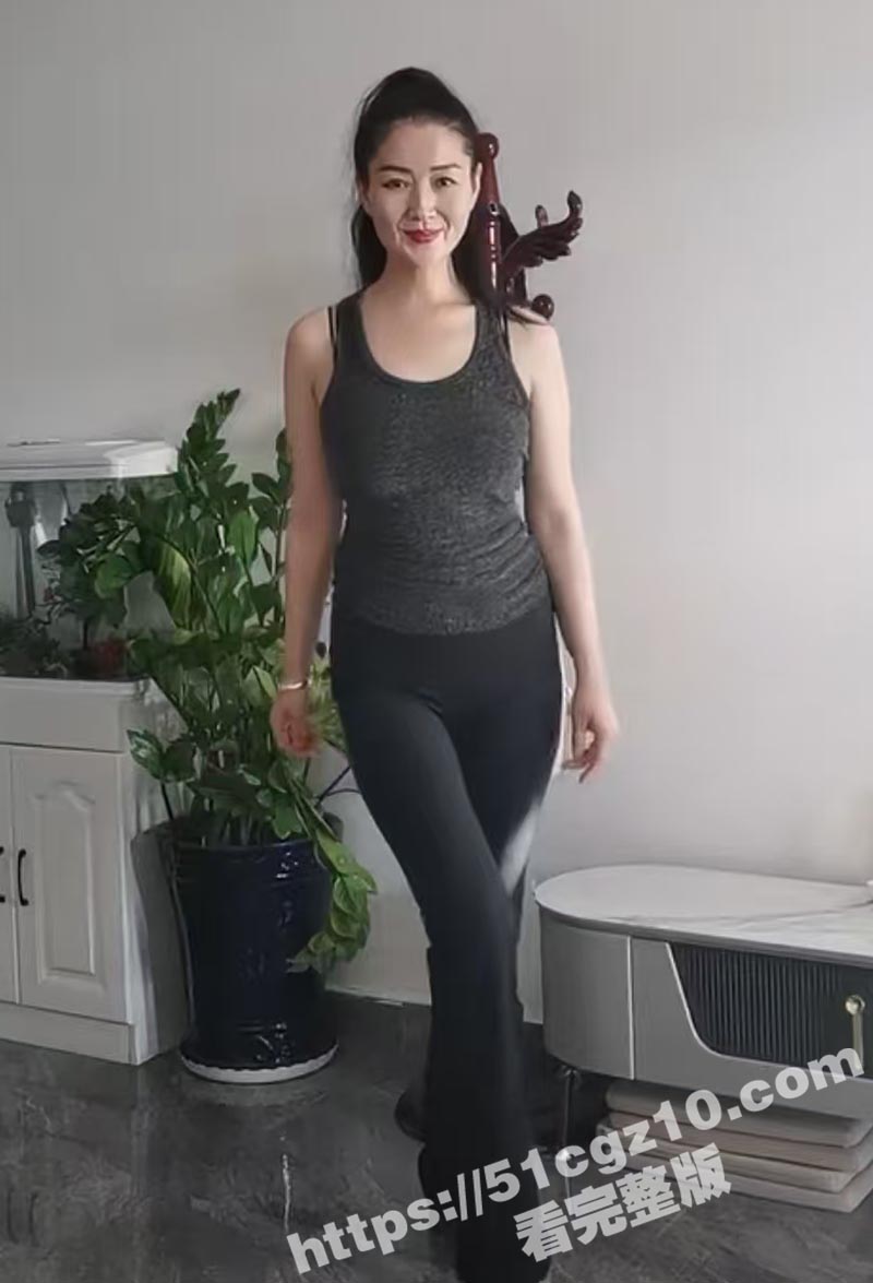 母子乱伦 空虚骚母出门约炮被儿子拦下 单身孝子爆操黑丝老妈 干到求饶内射 - 51吃瓜网-51吃瓜网