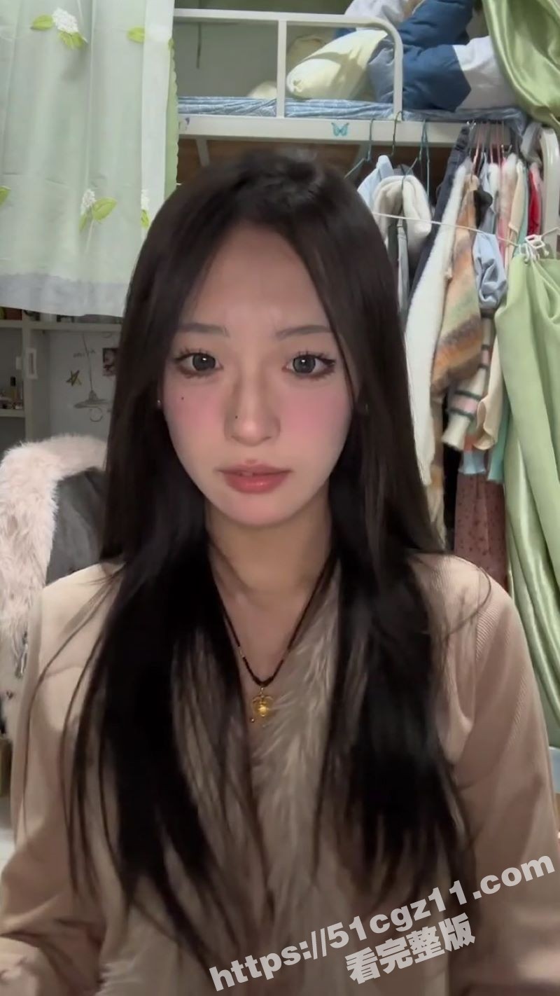 高颜值母狗大学生 灌饱饱 宿舍自拍诱惑舞蹈合集 翻白眼吐舌头试图勾引金主爸爸 - 51吃瓜网-51吃瓜网