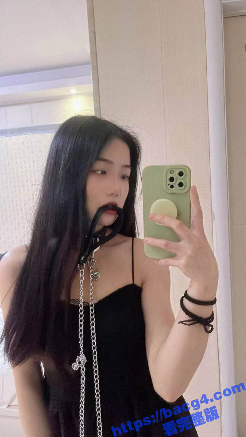 黑长直反差婊被炮友网调视频流出 狗盆吃饭 玩弄骚穴淫叫不停 人前清纯女神 人后淫荡母狗! - 51吃瓜网-51吃瓜网