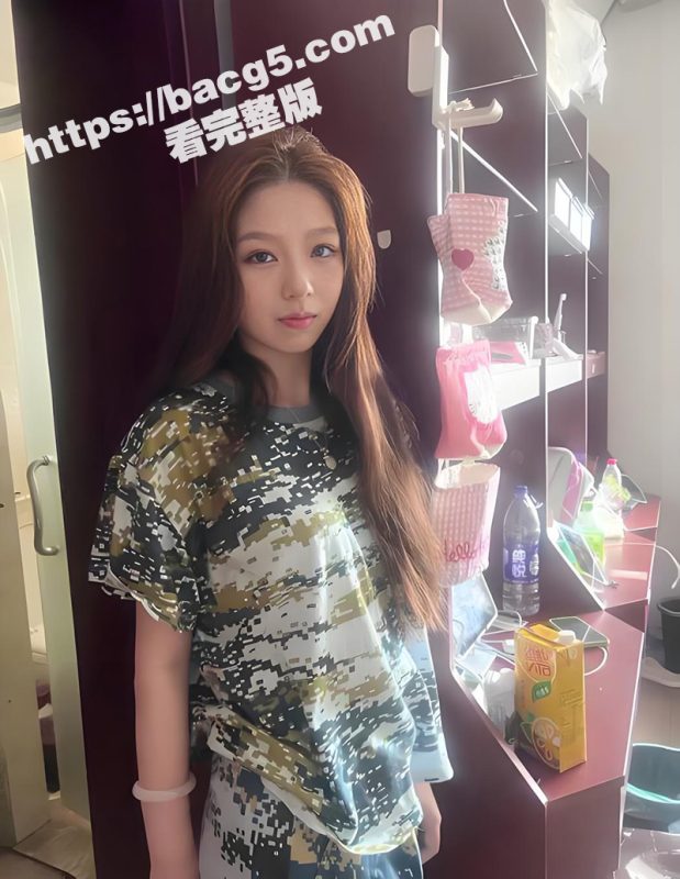 军训勾引教官！大一新生清纯学妹 胡晓研 反差学生妹送穴上门 被教官后入狂操视频流出-51吃瓜网