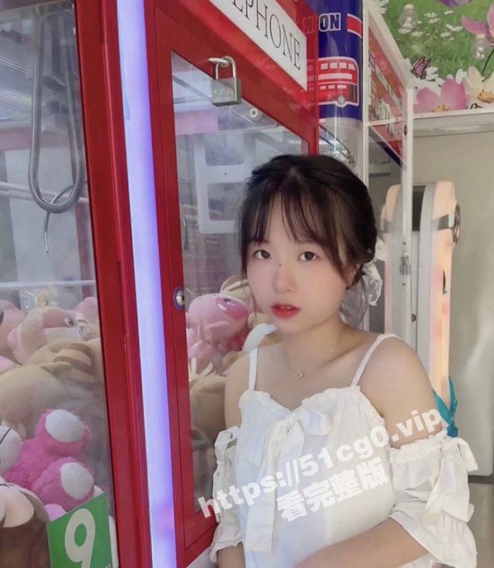 瓜友分享广州卫生职业技术学院 反差巨乳骚母狗刘文馨 长相甜美却背着男朋友跟别人裸聊 被后入叫的很骚-51吃瓜网