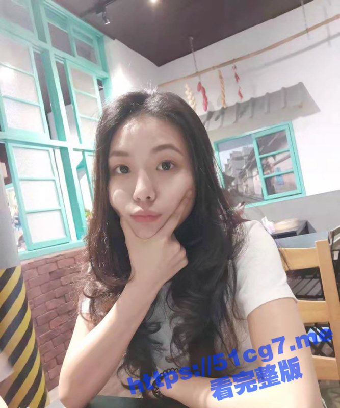 台湾一酒店流出 反差少妇偷情给老公戴绿帽 后入叫声很哇塞 超级反差！-51吃瓜网